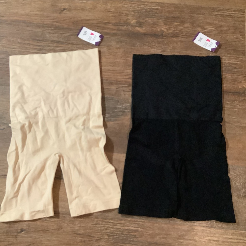 High-Waist Shapewear Shorts - Black and Cream